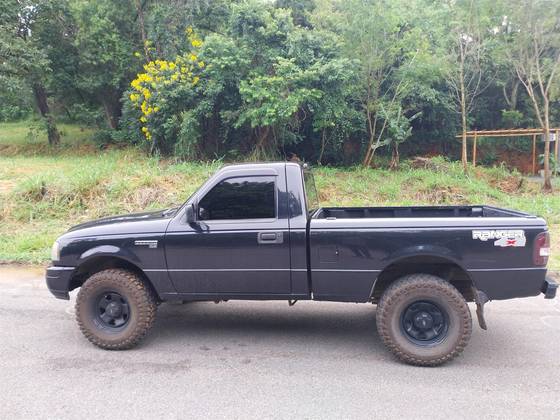 FORD RANGER 2.3 XLS 4X2 CS 16V GASOLINA 2P MANUAL FORD RANGER 2.3 XLS 4X2 CS 16V GASOLINA 2P MANUAL